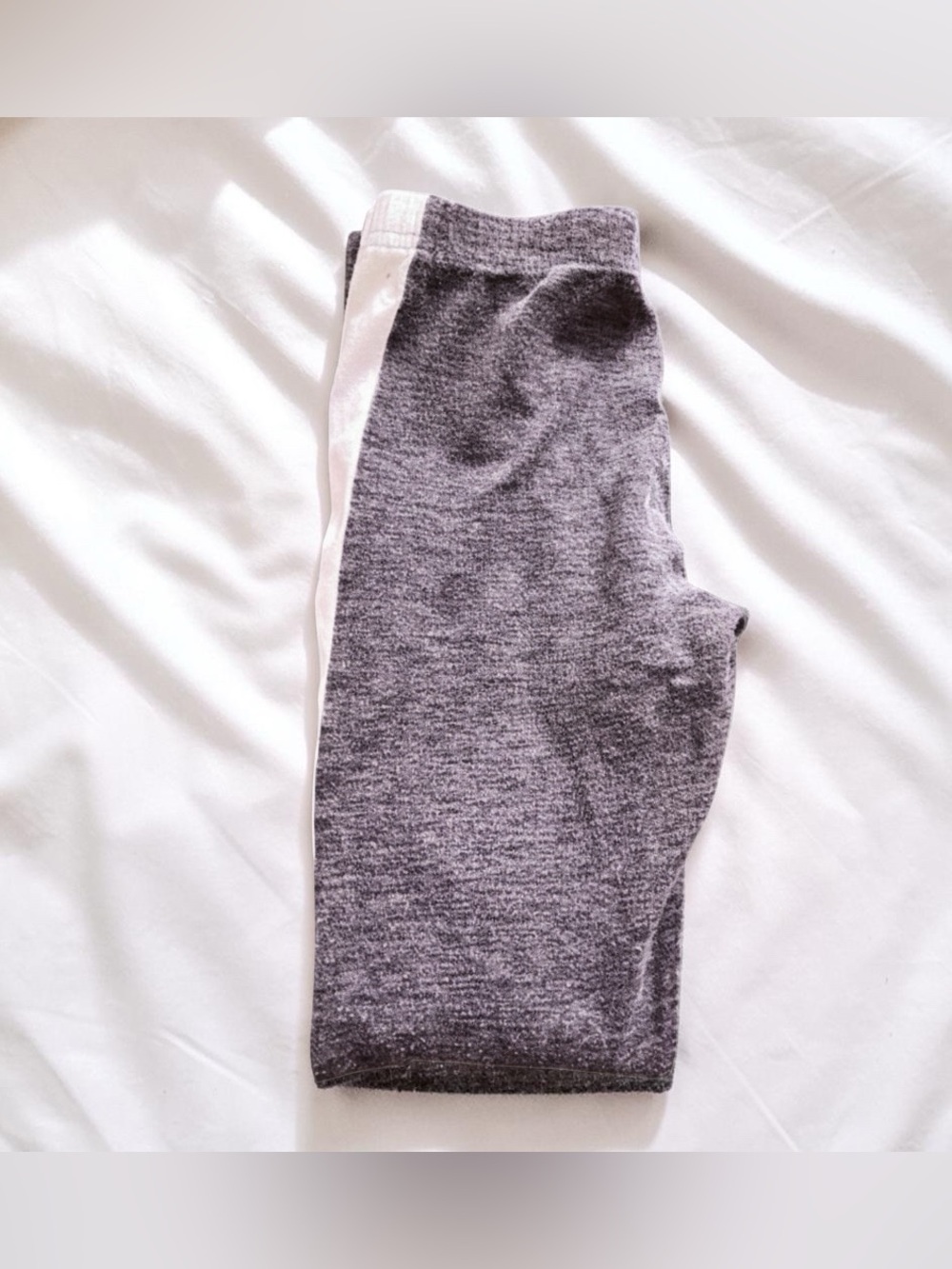 Old Navy Girls 8 Gray White Striped Stretch Leggings